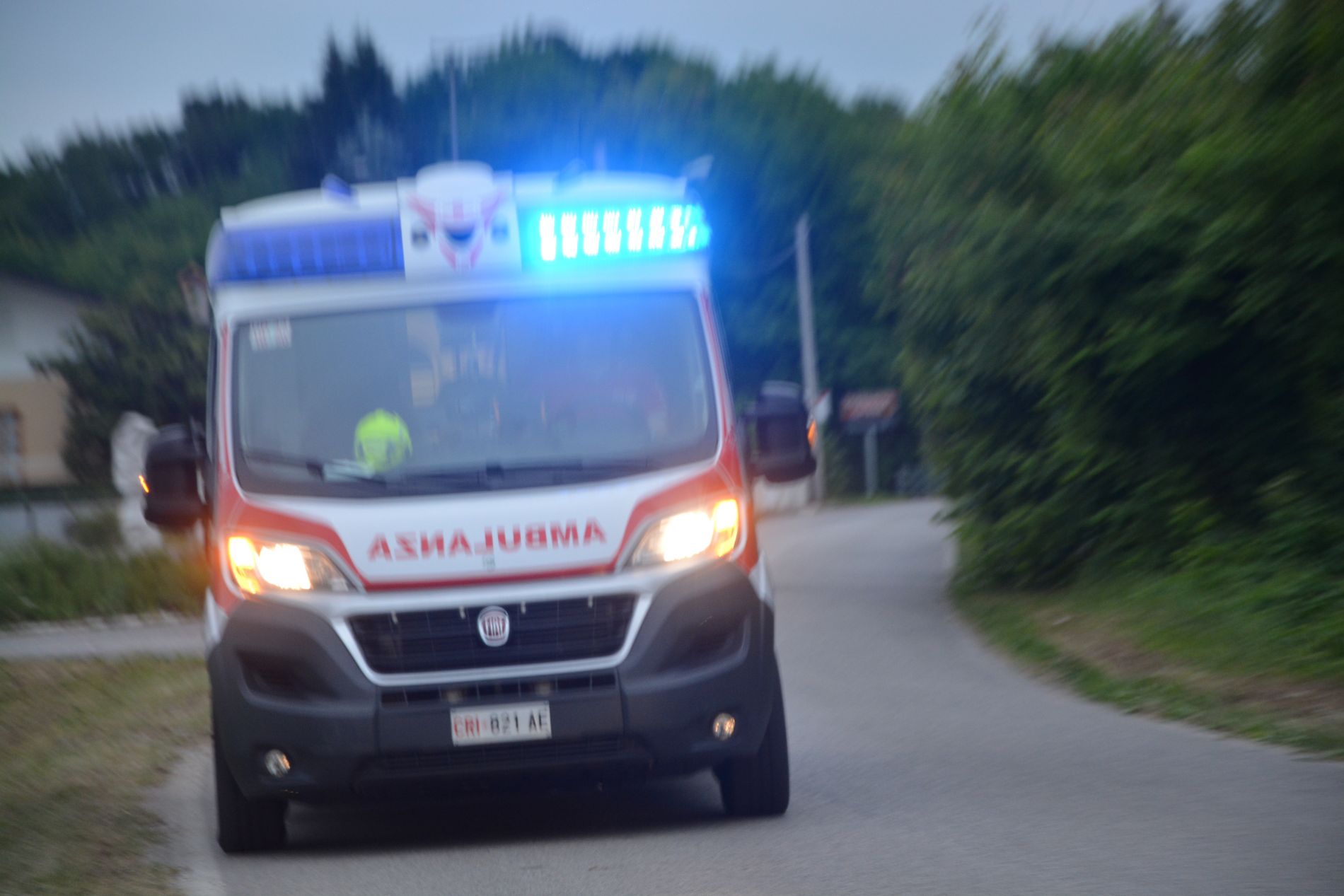 A4, grave incidente verso Trieste: scontro tra 3 mezzi pesanti, persona incastrata